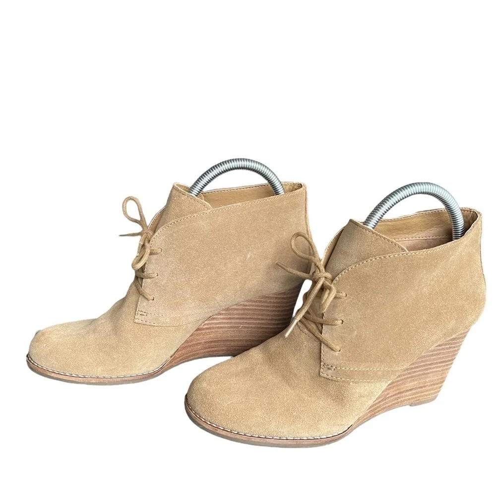 Lucky Brand Tan Leather Upper Bootie Size: 9.5‎